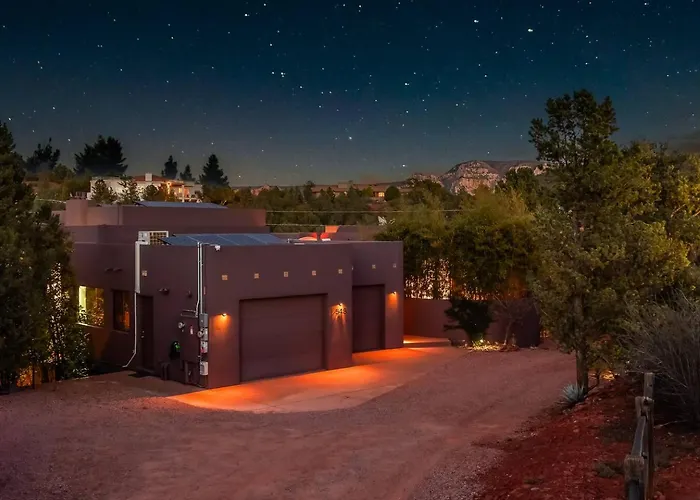 Villa New! 1 Acre West Estate Game Stunning View Direct Trail Access! *