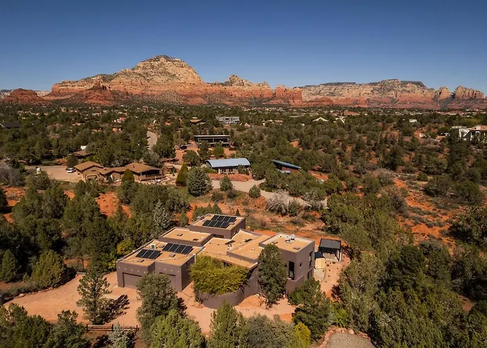 New! 1 Acre West Estate Game Stunning View Direct Trail Access!
