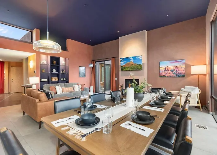 New! 1 Acre West Estate Game Stunning View Direct Trail Access! *