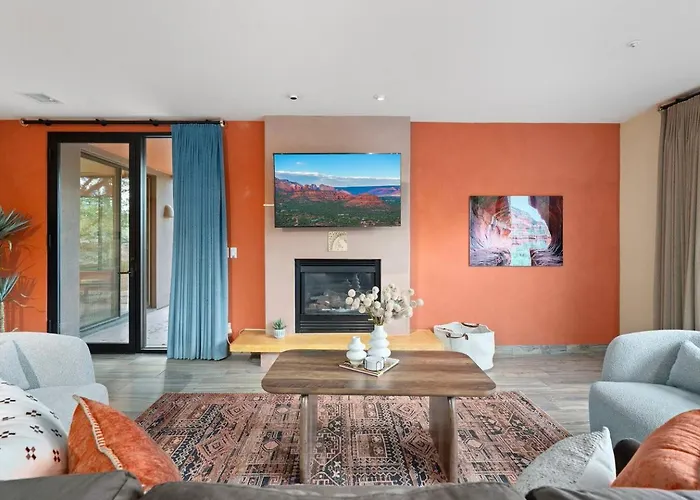 Villa New! 1 Acre West Estate Game Stunning View Direct Trail Access! Sedona