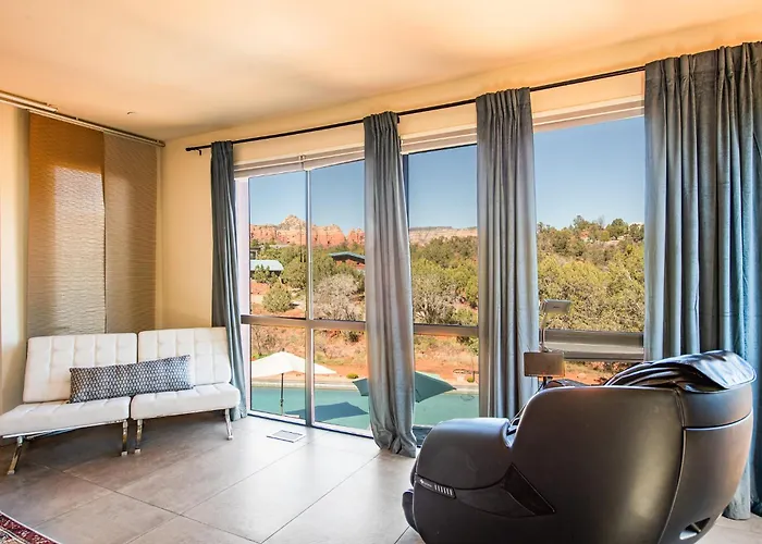 New! 1 Acre West Estate Game Stunning View Direct Trail Access! Villa Sedona